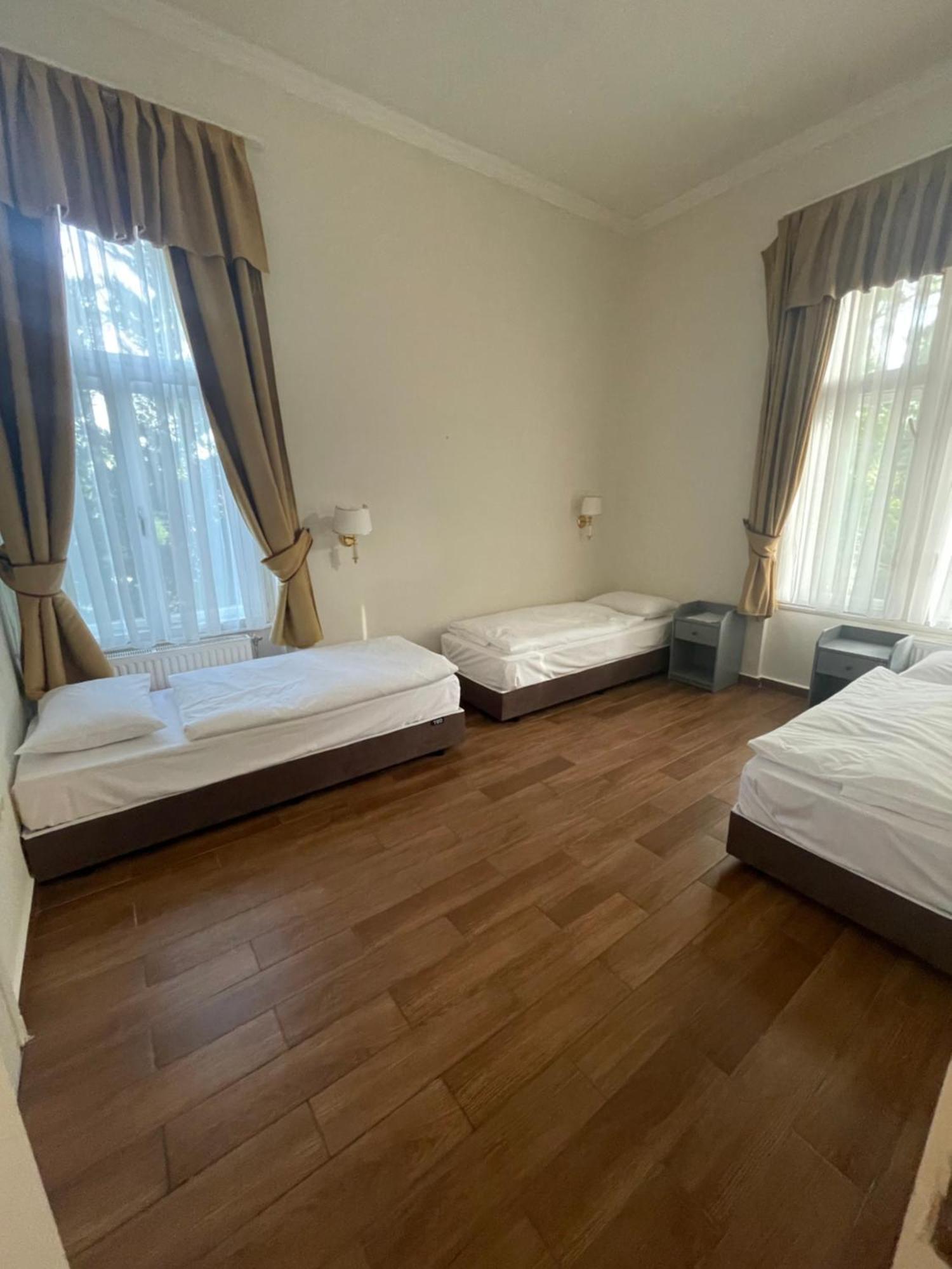 Triple Room,1599581079:JPEG